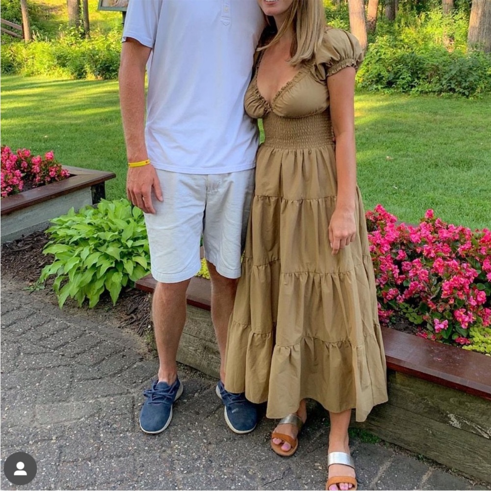 DANIELLE BERNSTEIN Tan Ruched summer maxi dress